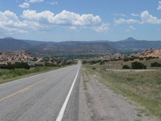 Entering New Mexico - the road from El Rito to Abiquiu